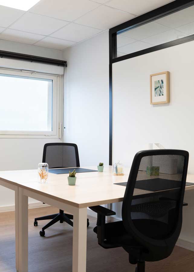 Réunion-coworking-évènementiel-bureau-nantes